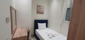 A few minutes from Siggrou Street