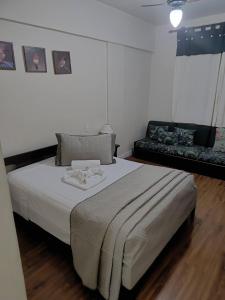 FLAT 410 no Cond Cavalinho Branco em Aguas de Lindoia