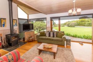 Illangi Beach Retreat