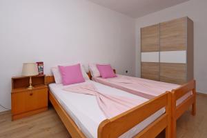 Apartments with parking space Dramalj, Crikvenica - 5592