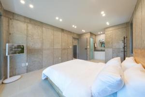 Gangneung Badasol Pension