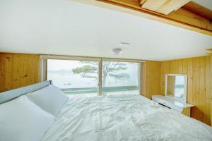 Yeosu the Sea of Counting Stars Pension