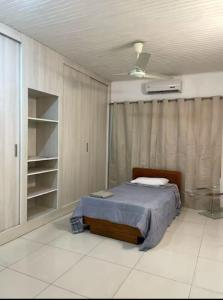 Amplia casa, patio y quincho a minutos de la capital