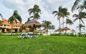 BeachFront Appt with Amazing Pool in Pto Aventuras