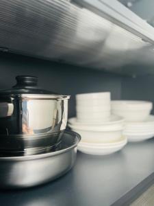 Accessible, With Own Kitchen & Bath and Big Bed Cozy Unit