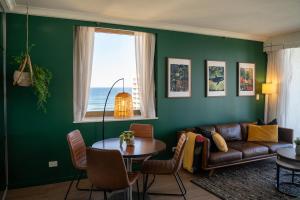 Jungle Rhythm By The Sea Surfers Paradise