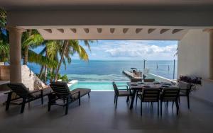 6BR Modern Oceanfront Villa w Infinity Pool