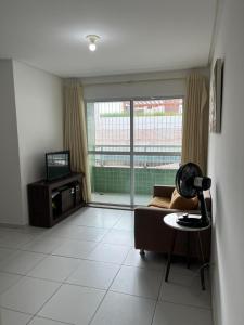 Apartamento 2 Qrt a 900 m da praia