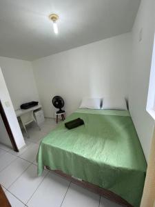 Apartamento 2 Qrt a 900 m da praia