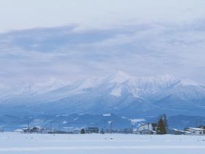easelog 中富良野山居木屋 距離富良野滑雪场15分钟車程