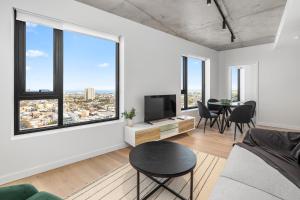 Chic Stature Southbank Stunning Views Pool Gym