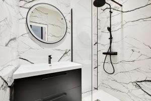 Authentique Apartment - 1BR- 2P- Voltaire