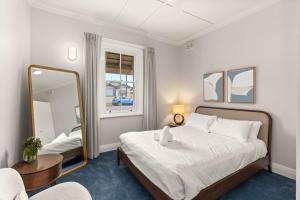 Family Home in Mayfield with Stylish Interior