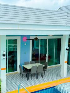 BAN SINGH TO Poolvilla