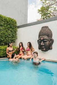 Villa Linda Canggu-Fast Wifi, Pool, 3 min to FINNS