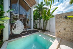 Tiny 2 - Dreamy 1BR Villa Getaway, Near Nyanyi Beach!