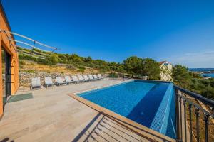 Villa sea, sun and fun