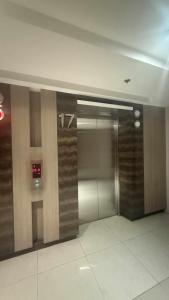 Shore Residecnes Infront of MoA, Netflix, Wifi