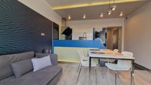 OldTown Trident Apartment