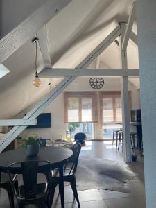 Appartements Appartement atypique lumineux : photos des chambres