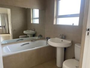 Coastal Escape in Struisbaai - Cape Agulhas