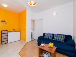 Apartments & Rooms Tapera- Comfort One-Bedroom Apartment with Terrace and Garden View