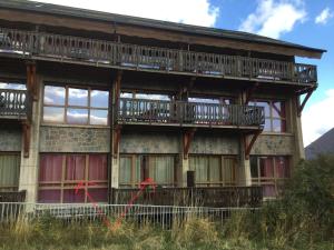 Appartements F2 avec piscine et jacuzzi : photos des chambres