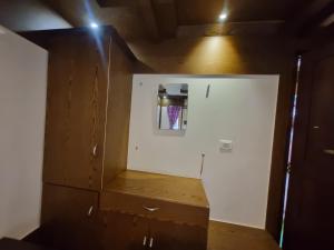 Lake Paradise Hoseboat