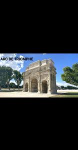 Appartements La suite-Appartement Cosy 300m du theatre Antique : photos des chambres