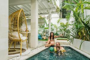 Mara Villa, Garden & Pool, 2 min to Seminyak Beach