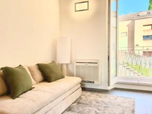 Monolocale vista castello – Dimora dell’Ulivo 4