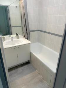 Appartements Appartement T2 avec terrasse proche Airbus : photos des chambres