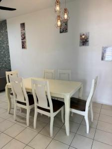 AYAAN Gaming Hub Homestay- Xperience free Ps4 gaming & Netflix