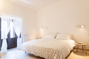 GuestHost - Romano Garden Terrace