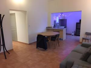 Maisons de vacances Gite En Provence, 90 M² : photos des chambres