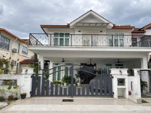 Bangi Home Semi-D