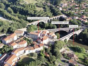 Maisons de vacances Ceret Beautiful Spacious House & Courtyard BBQ : photos des chambres