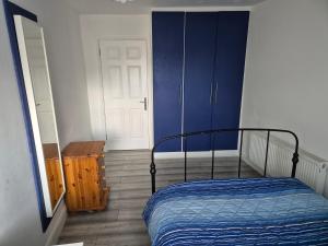 New Double room beside tramline