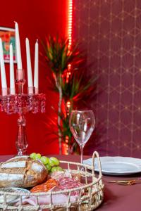 Love room - Luxuria Avignon