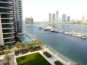 Palm View Marina Vista 1BR Beachfront