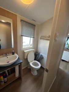 2 Bedroom Caravan 6 Birth The Wolds Ingoldmells Skegness - No pets free WiFi