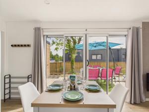 Chalets Piscine chauffee commune - chalet pour 4 : photos des chambres