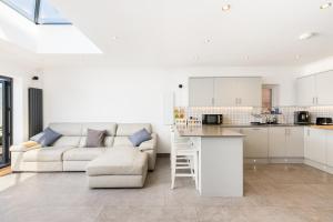 Executive Harborne House