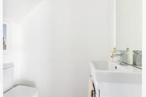 Executive Harborne House