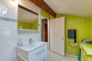 B&B / Chambres d'hotes Cantegrel 1st Floor From 1 To 5 : photos des chambres