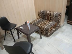 Two rooms furnished flat