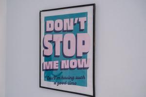 Pool Table, Stunning 2Bed Apt, Central Location