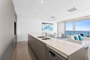 Beachfront Air on Broadbeach, Amazing Views