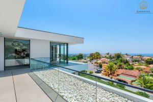 Baladrar Views - By Almarina Villas