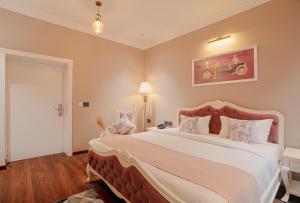 Chandralok A Boutique Hotel